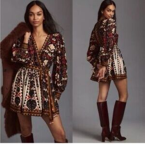 Farm Rio Tapestry Garden VNeck Floral Wrap Mini Dress size XXS